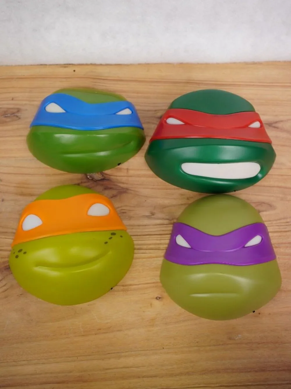 Set Of 4 Mutant Ninja Turtles 3D Wall Night Lights LED Battery-Powered Read